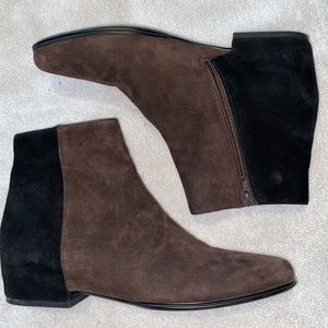 Vaneli brown/black suede bootie, BNWOT, 7N.